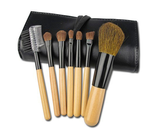 cosmetic brush set